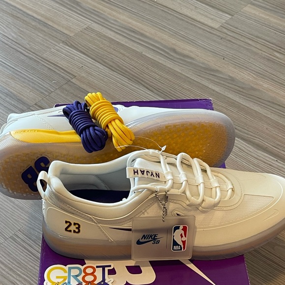 Nike SB Nyjah NBA Lebron - Picture 2 of 2